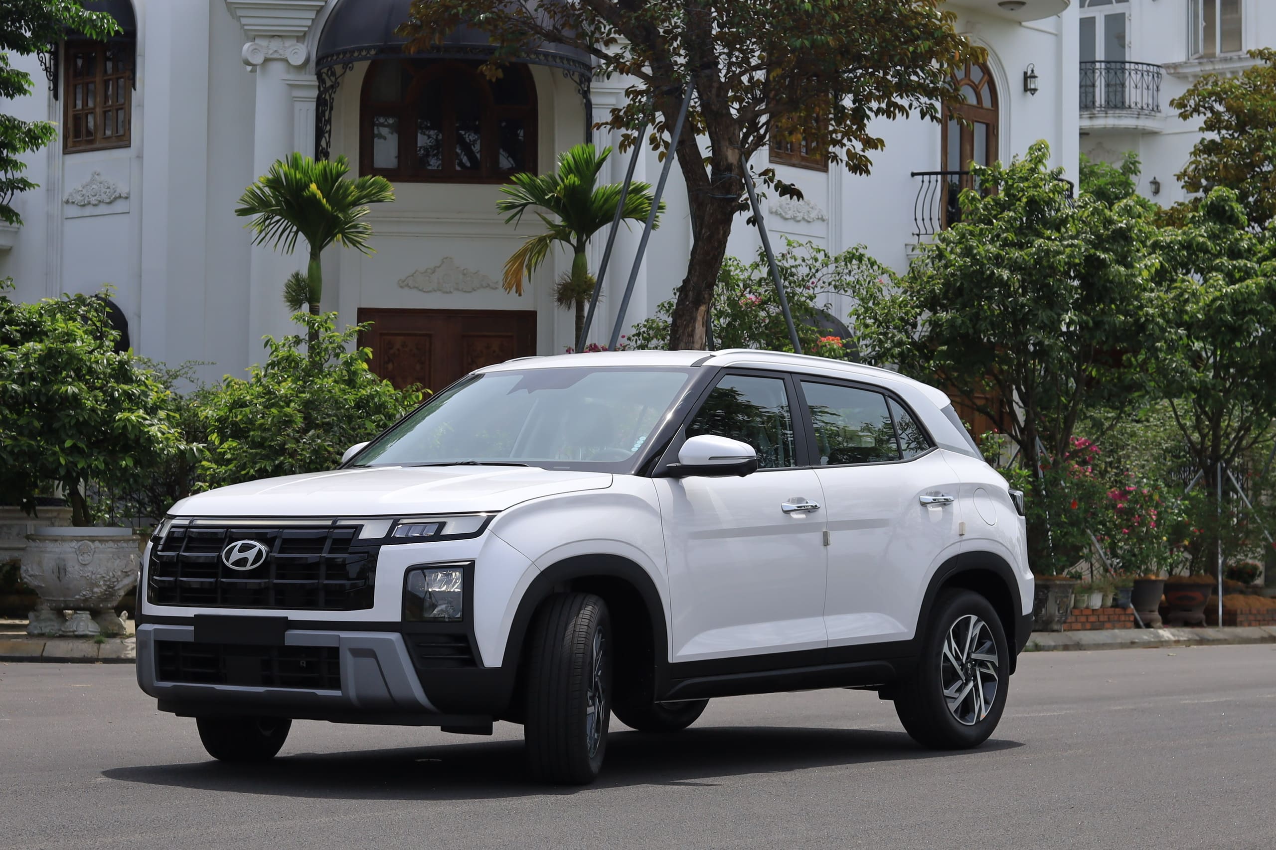 New CRETA mới khoác lên mình diện mạo ngoại thất vừa táo bạo vừa hiện đại