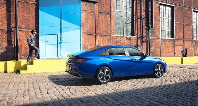 Hyundai Elantra – Sườn xe