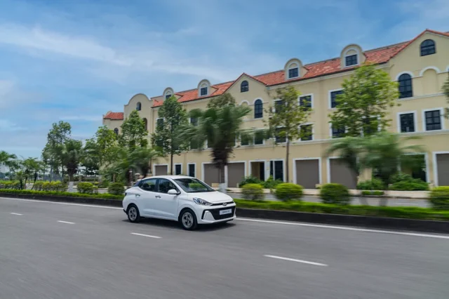 Hyundai Grand i10 Sedan – Sườn xe khi vận hành