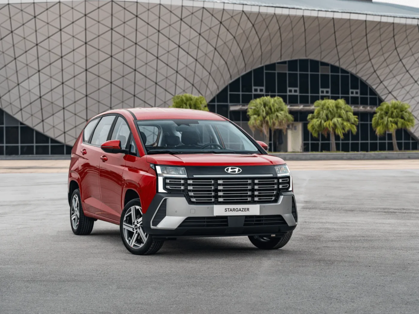 So sánh Hyundai Stargazer và Kia Carens cho gia đình 7 chỗ